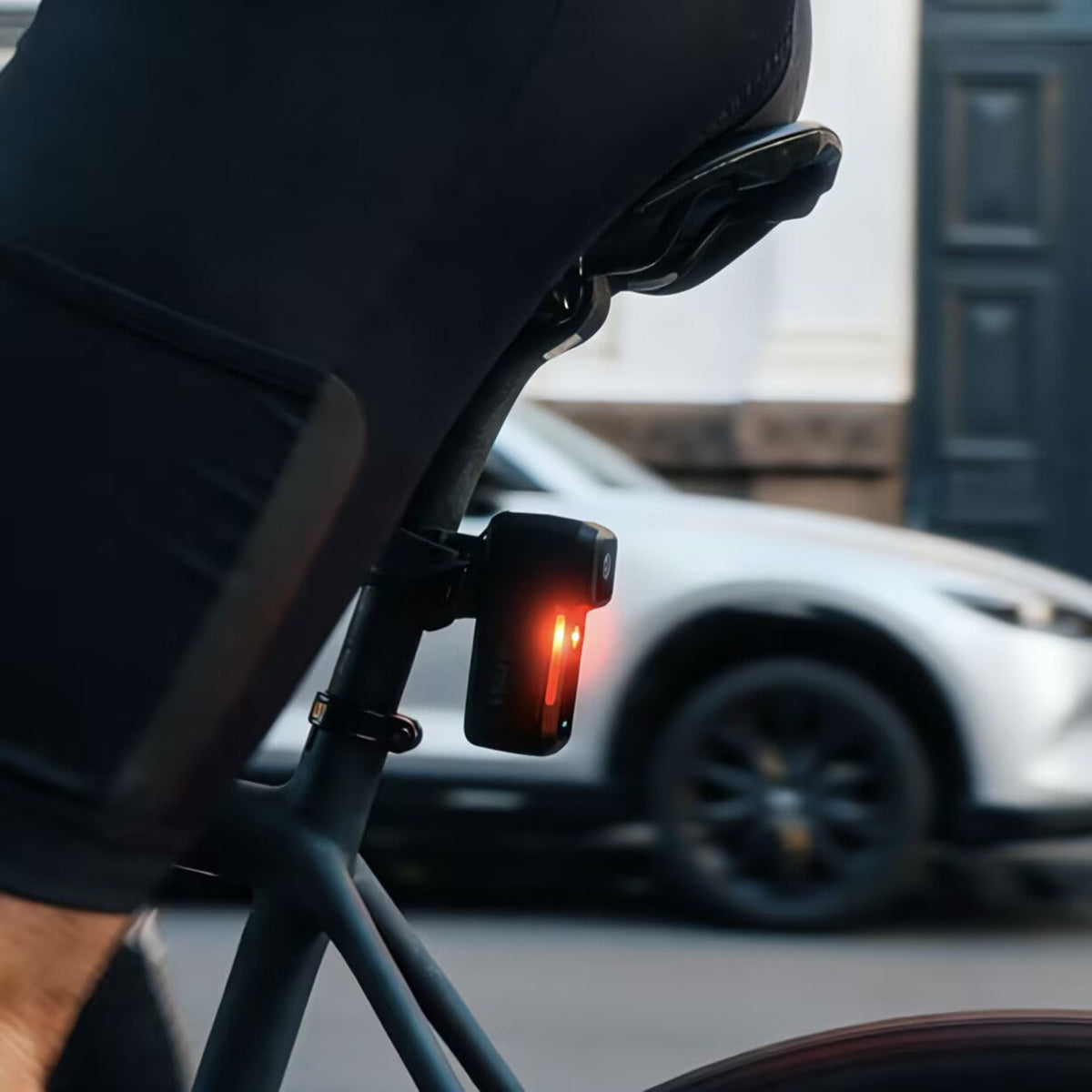 Bike Daytime Running Lights: How to Choose Lights for Daytime Visibility