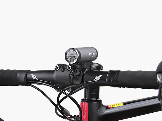 RAVEMEN CR300 bike light integrated design