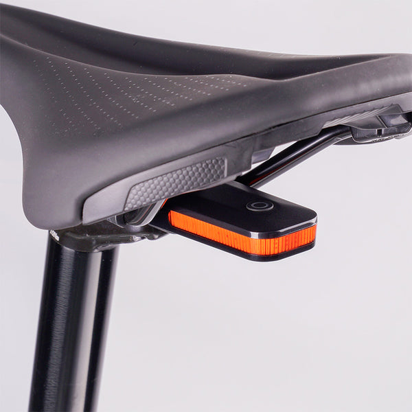 Uchytenie svetla pod sedlo na bicykel RAVEMEN CL01