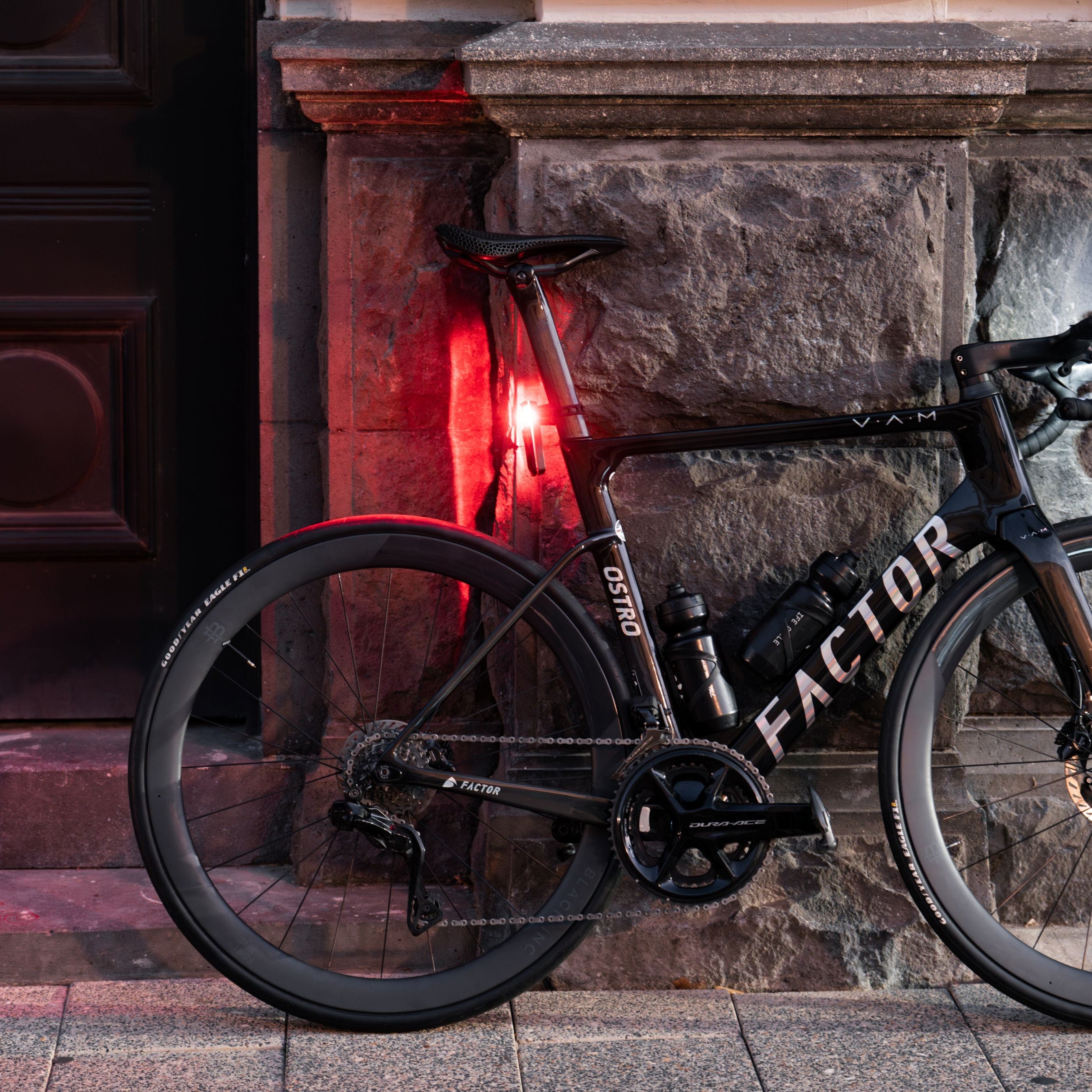 Ravemen Alter rock Gen2 Cycplus オマケつき RAVEMEN | Technology-leading Bike Lights