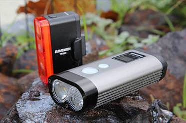 PR1600&TR300 Bike Light review from Matosvelo