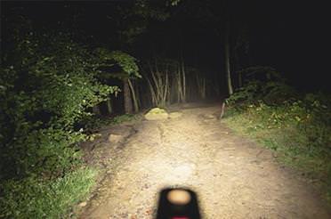 PR1600 Bike Light Review from MBR